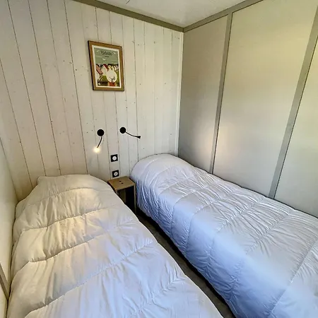 Chalet Chalet De Standing A Avec Piscine Chauffee, 3 Chambres, Proche Plage Et Commerces - Fr-1-361-469