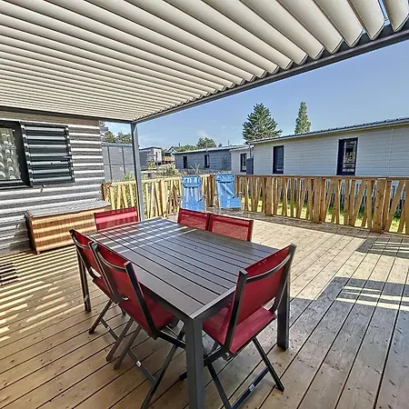 Chalet De Standing A Avec Piscine Chauffee, 3 Chambres, Proche Plage Et Commerces - Fr-1-361-469