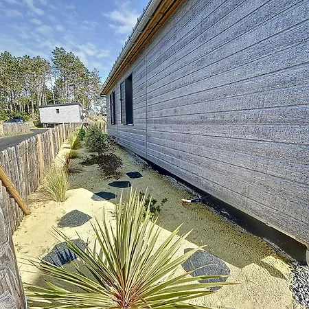 Chalet Chalet De Standing A Avec Piscine Chauffee, 3 Chambres, Proche Plage Et Commerces - Fr-1-361-469 *