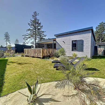 Chalet De Standing A Avec Piscine Chauffee, 3 Chambres, Proche Plage Et Commerces - Fr-1-361-469 *