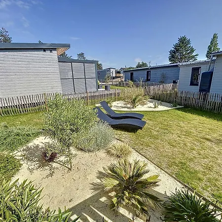 Chalet De Standing A Avec Piscine Chauffee, 3 Chambres, Proche Plage Et Commerces - Fr-1-361-469 Chalet Jullouville