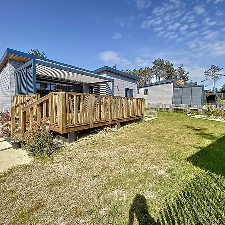 Chalet Chalet De Standing A Avec Piscine Chauffee, 3 Chambres, Proche Plage Et Commerces - Fr-1-361-469